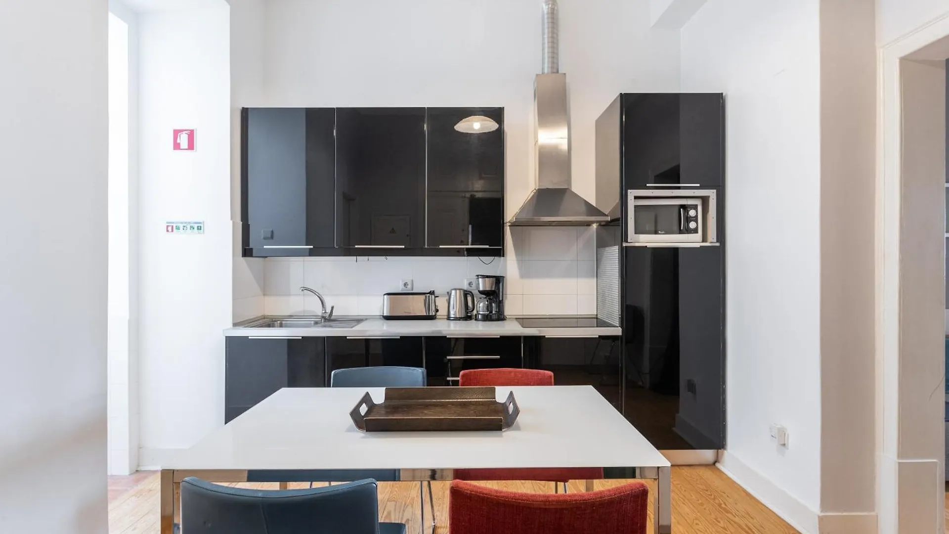 Santa Justa 24 Lisbon Downtown Apartment