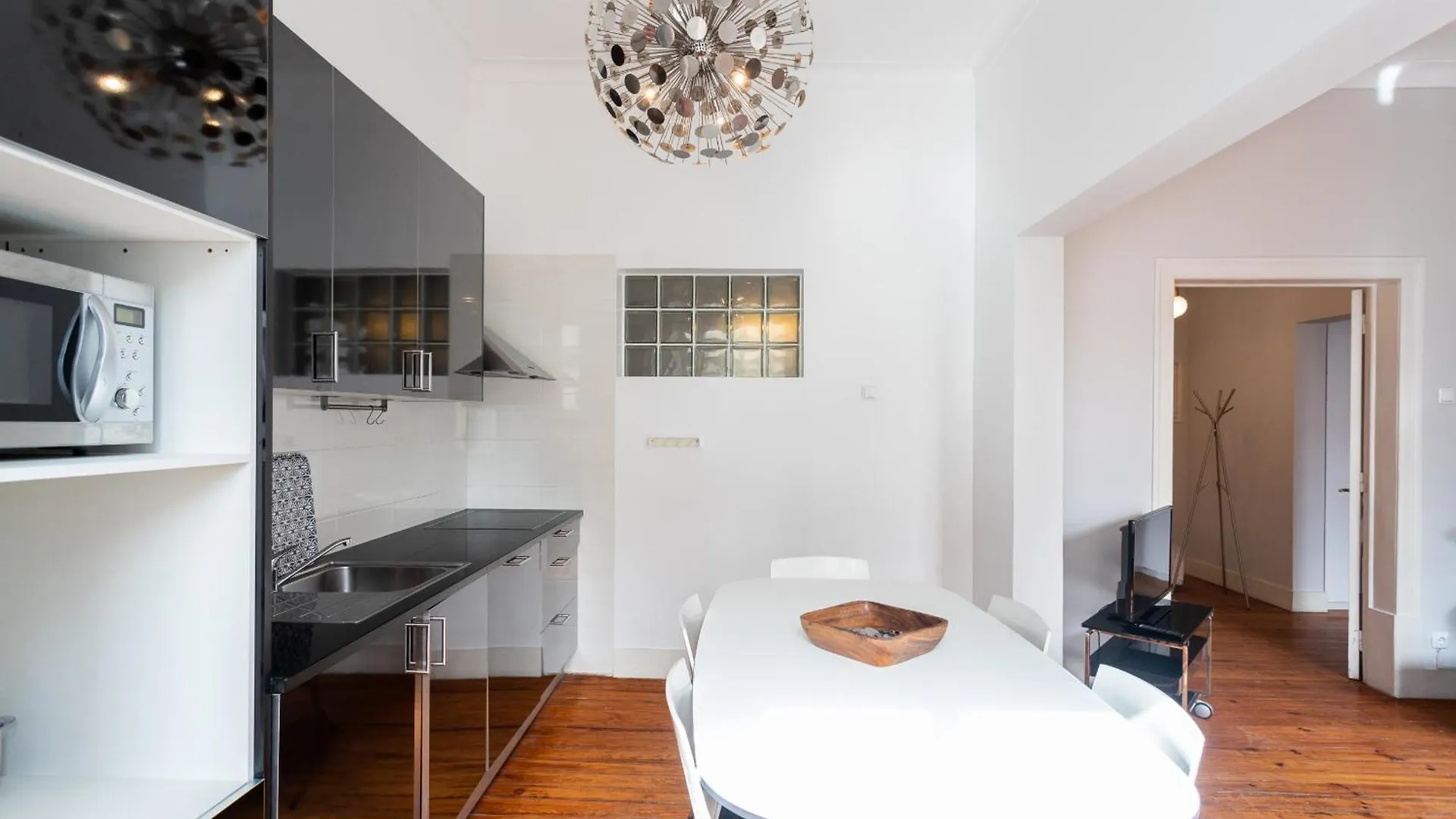 Santa Justa 24 Lisbon Downtown Apartment
