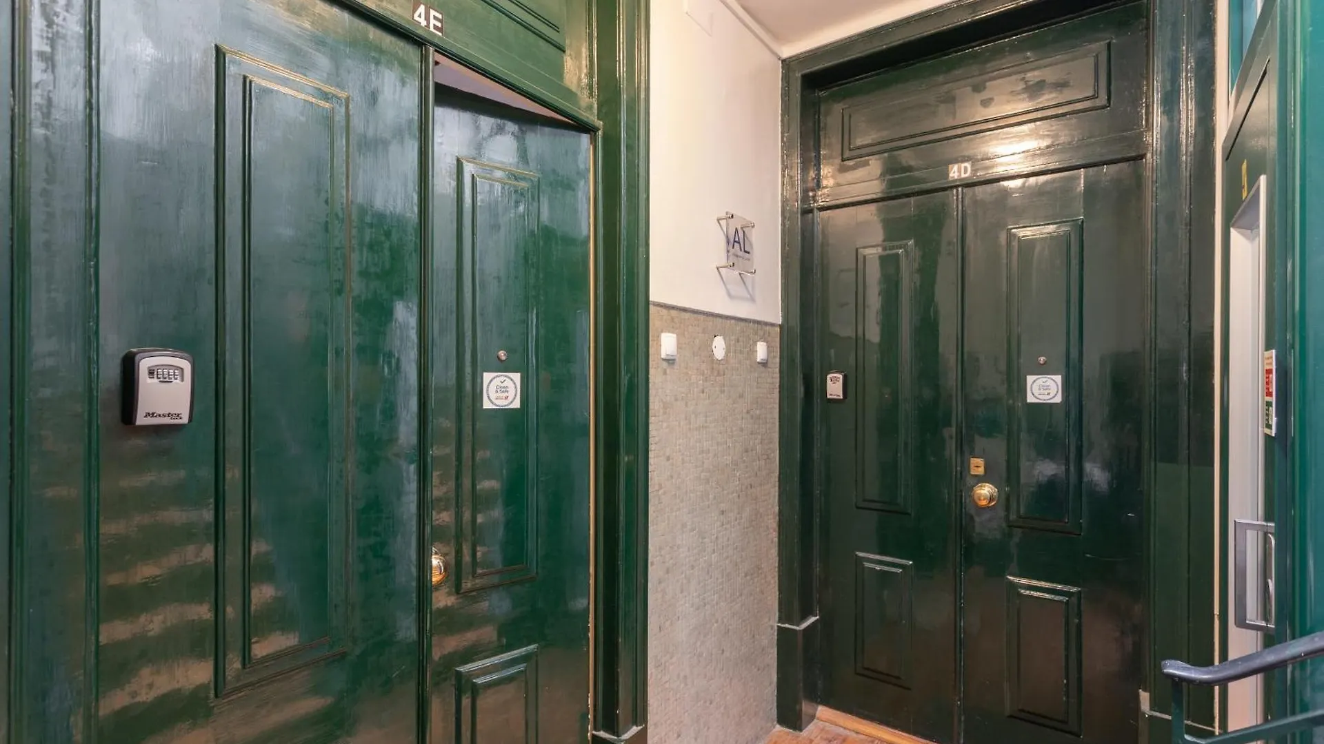 Santa Justa 24 Lisbon Downtown Apartment 0*,  Portugal