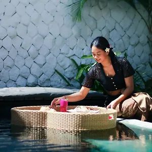 https://calm-villa.ubudhotelsnow.com